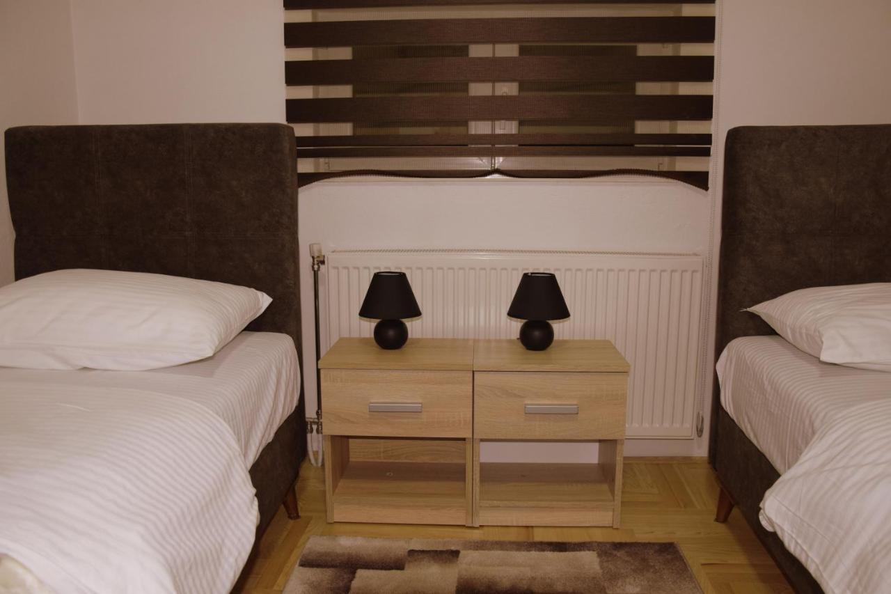 Apartmani Maric Novi Pazar Esterno foto