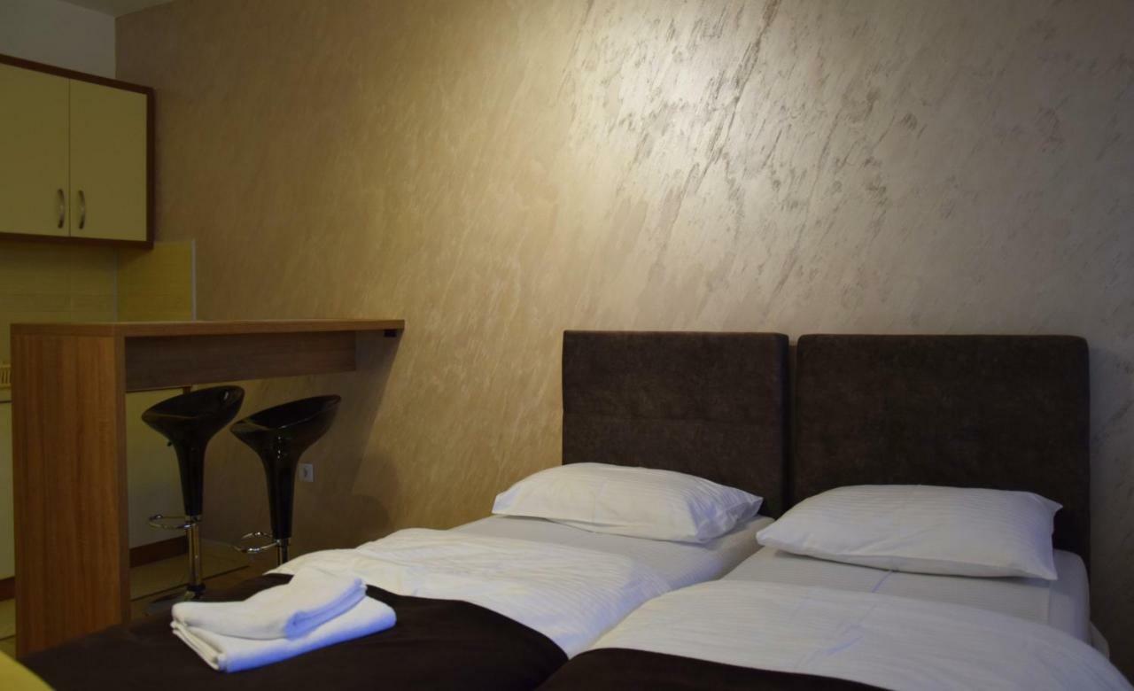 Apartmani Maric Novi Pazar Esterno foto